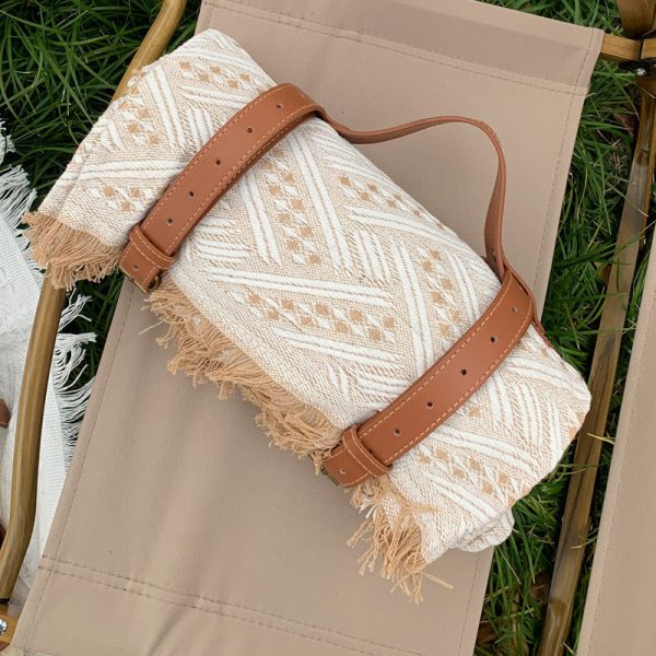 Chessboard Plaid Knitted Picnic Rug - Image 9